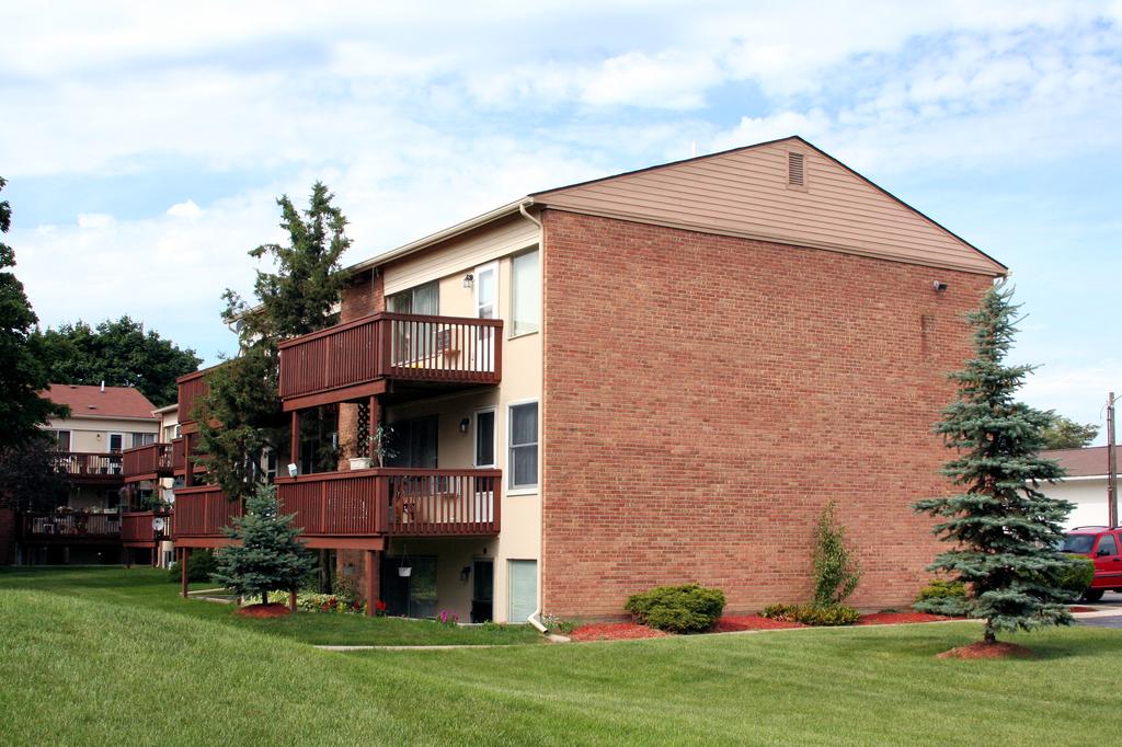 Arbor Heights Condos, Ann Arbor Michigan Ann Arbor Condominium Complex