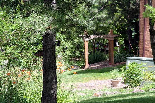 Nature Cove Condos, Ann Arbor Landscaping