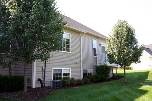 Burwyck Park Condos, Saline Back View