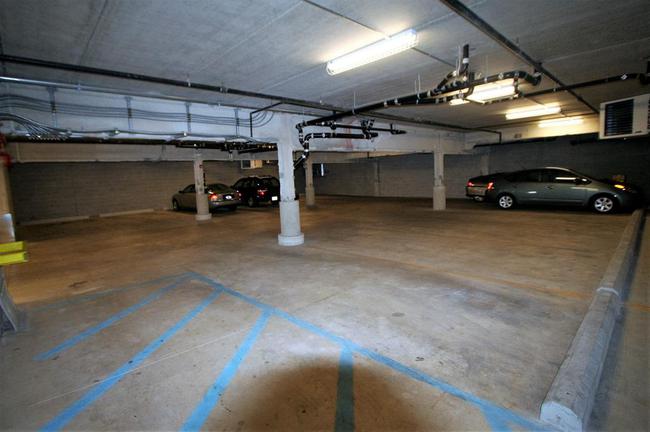 Loft 322 Underground Garage