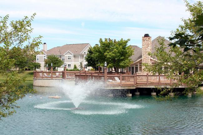 Weatherstone Condos, Pond View